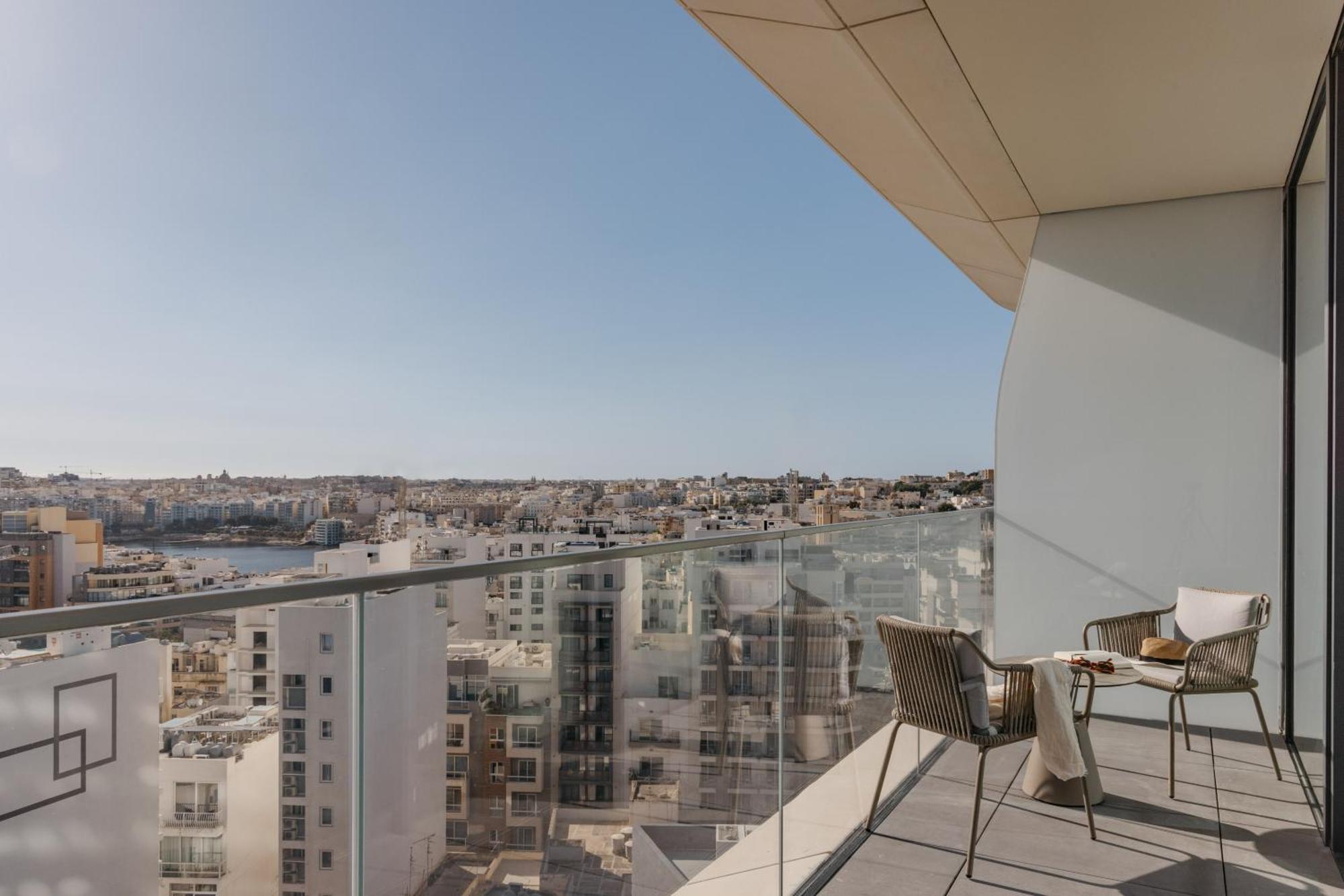 Hotel Me Malta By Melia St. Julian's Zewnętrze zdjęcie