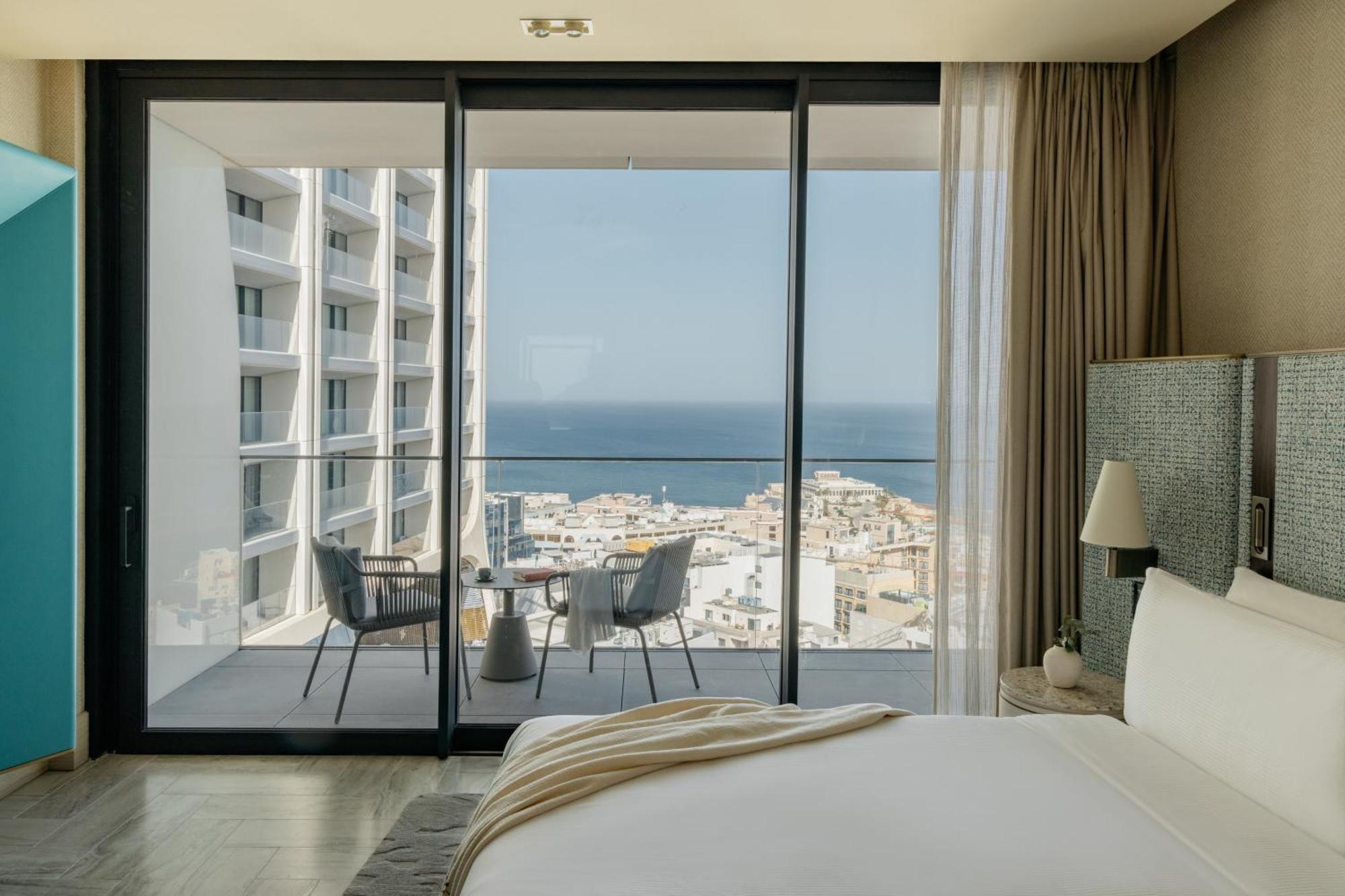 Hotel Me Malta By Melia St. Julian's Zewnętrze zdjęcie