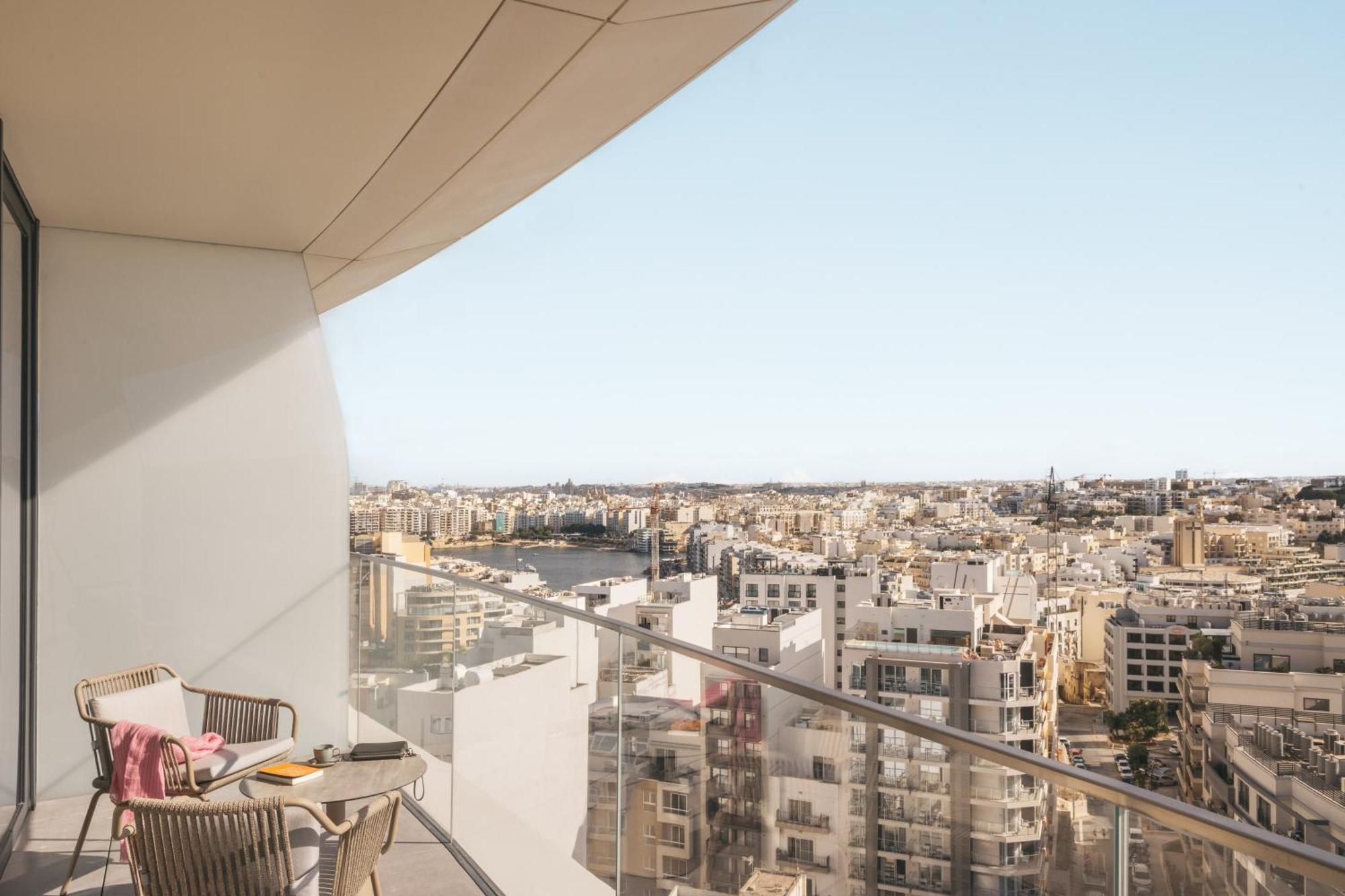 Hotel Me Malta By Melia St. Julian's Zewnętrze zdjęcie